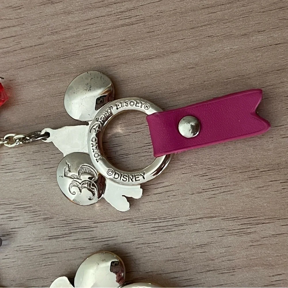 TOKYO DISNEY Mickey Mouse and Minnie Matching Train Handle Keychains Blu…